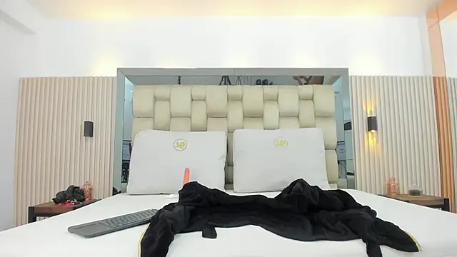 noah pariss online show from 12-04-25, 11:19