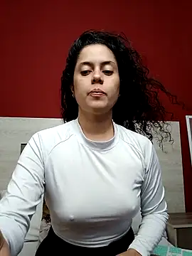 Snapshot of Lapeluda25 chatting on 12-18-25, 01:39 Lapeluda25 online show from 12-18-25, 01:39