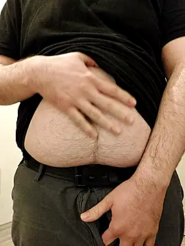 Snapshot of Cruising_Bimbo2001 chatting on 12-21-25, 08:38 Cruising Bimbo2001 online show from 12-21-25, 08:38