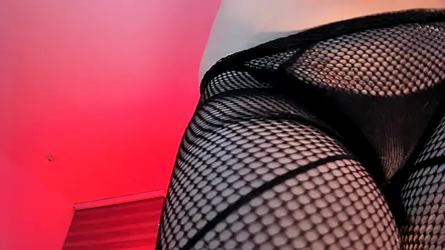 Snapshot of -Kennya chatting on 12-04-25, 11:46 -Kennya online show from 12-04-25, 11:46