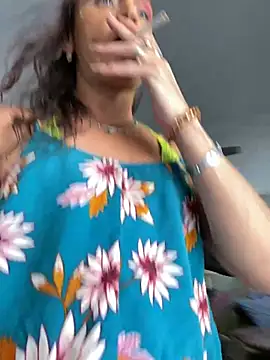 tsashelayamylynzy online show from 04-28-26, 11:21