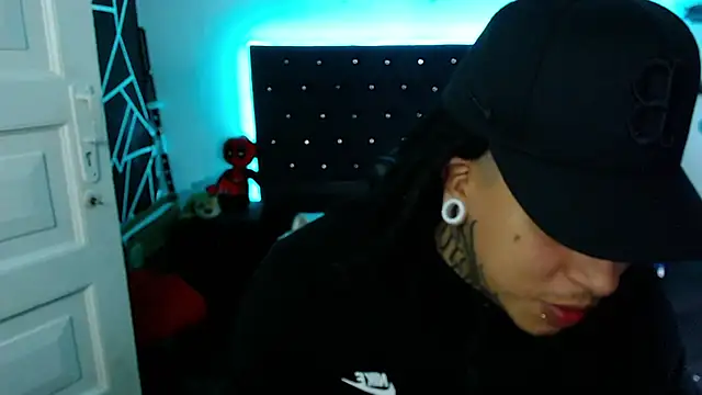 Zero-X9 online show from 02-11-26, 08:25