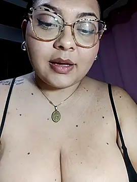 Snapshot of Anna_Lucia88 chatting on 06-23-26, 06:33 Anna Lucia88 online show from 06-23-26, 06:33