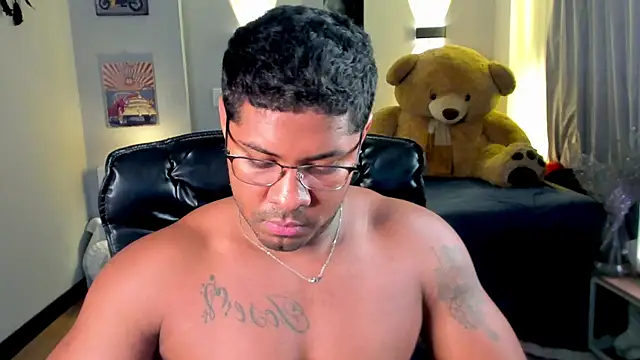 LEONHDZ online show from 11-28-25, 11:57