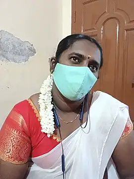Snapshot of Tamil_Ranjini chatting on 06-25-26, 07:57 Tamil Ranjini online show from 06-25-26, 07:57