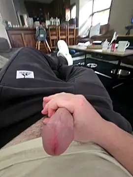 Cheekoy06 online show from 11-16-25, 12:11