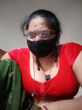 Snapshot of Menka_cut34 chatting on 06-13-26, 03:21 Menka cut34 online show from 06-13-26, 03:21