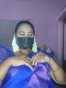 Snapshot of Tamil_devagi chatting on 07-17-26, 06:02 Tamil devagi online show from 07-17-26, 06:02