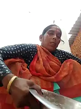 Snapshot of Xx_savita chatting on 07-16-26, 01:22 Xx savita online show from 07-16-26, 01:22
