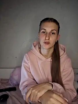 carolinakis  online show from 02-06-26, 09:07