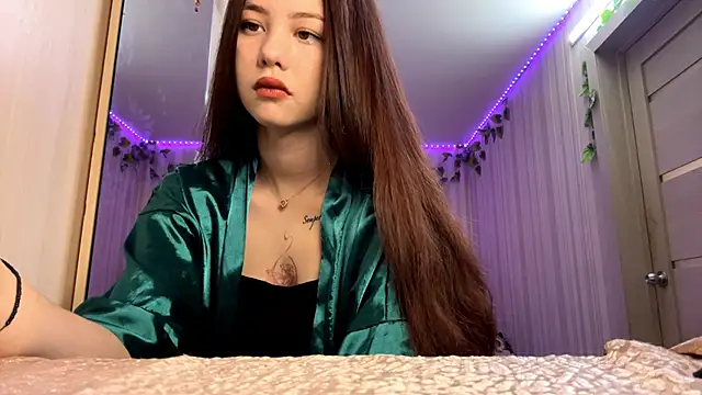 CutieSlim online show from 12-14-25, 12:10