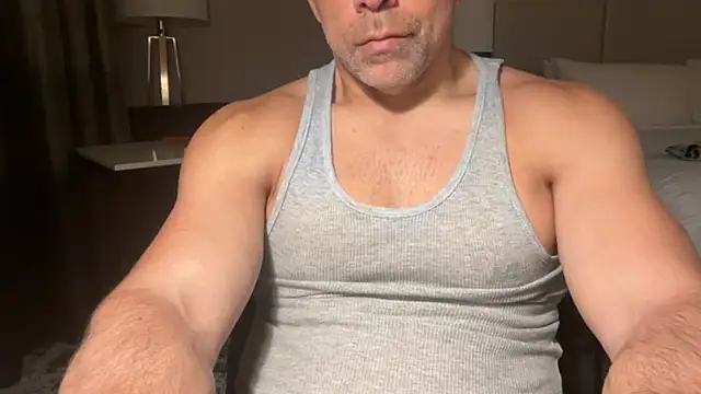 Snapshot of johncahn1986 chatting on 12-02-25, 04:07 johncahn1986 online show from 12-02-25, 04:07