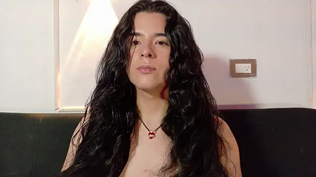 Snapshot of Angel-umbra chatting on 04-19-26, 01:10 Angel-umbra online show from 04-19-26, 01:10