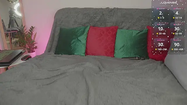 Snapshot of inked_witch chatting on 01-16-25, 06:16 inked witch online show from 01-16-25, 06:16