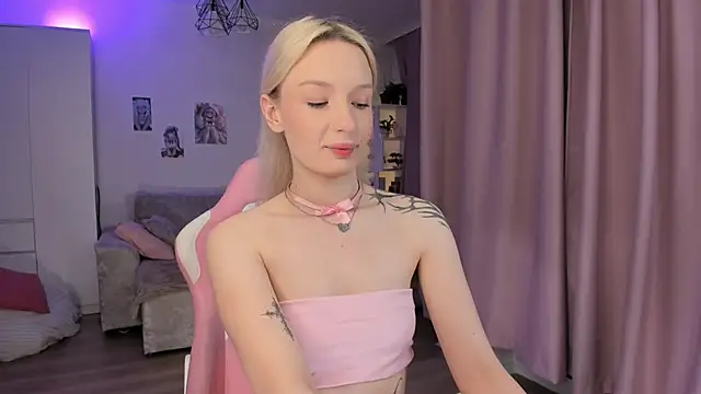 Tiffany Paw online show from 03-13-26, 03:24