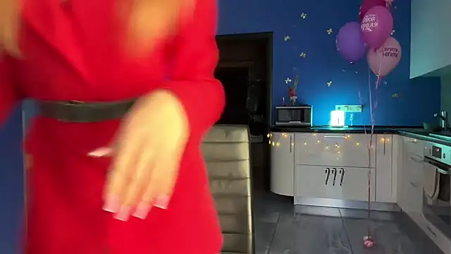 Jolienne online show from 12-21-25, 09:00