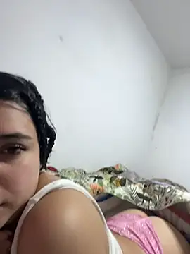 Katherinesweett  online show from 01-11-26, 04:17