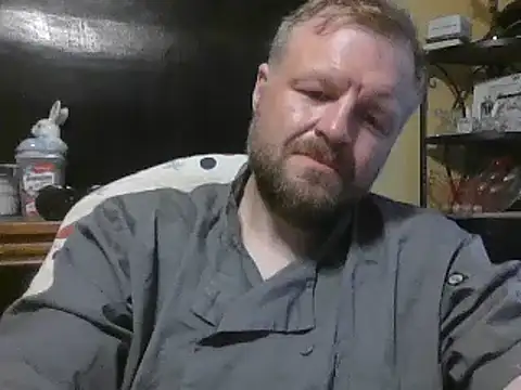 Snapshot of TheOneDonShaun chatting on 06-08-26, 12:47 TheOneDonShaun online show from 06-08-26, 12:47