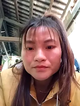 Lee-Thee online show from 11-27-25, 01:51