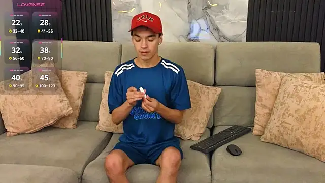 krisstormvg online show from 11-21-25, 08:07