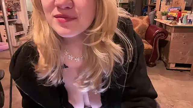 chaton blanche online show from 03-02-26, 12:02