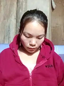 yu-zhen online show from 12-22-25, 08:17