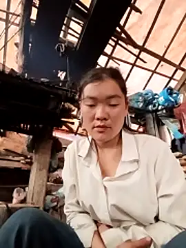 meomeo-00 online show from 12-20-25, 01:02