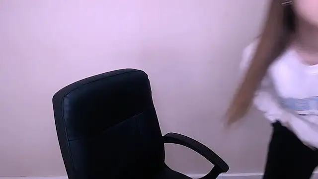 MillaTems  online show from 01-06-26, 08:07