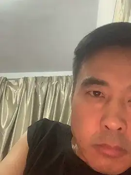 Snapshot of Mistliu chatting on 11-30-25, 11:36 Mistliu online show from 11-30-25, 11:36