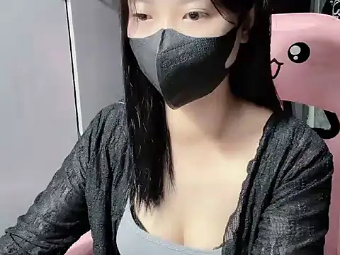 Hellen2999 online show from 12-17-25, 02:28