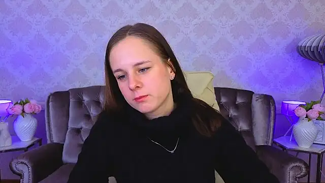 KarolinaSky online show from 11-17-25, 01:39