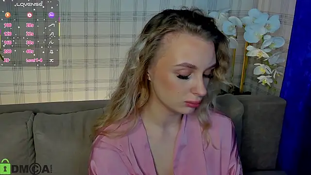 Snapshot of KiraRuiz chatting on 02-27-26, 01:16 KiraRuiz online show from 02-27-26, 01:16