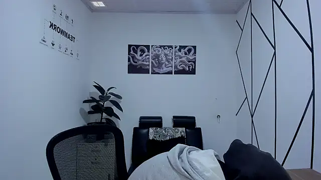 James Adams 01 online show from 12-04-25, 12:36