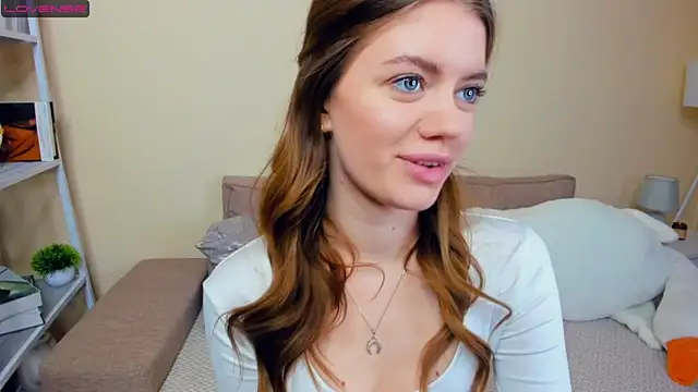 AngelesBenitz online show from 03-07-26, 07:16