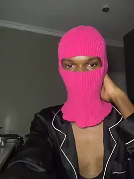 Snapshot of Vlazarus chatting on 02-08-26, 11:30 Vlazarus online show from 02-08-26, 11:30