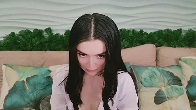 Snapshot of SexyEileen- chatting on 12-04-25, 12:36 SexyEileen- online show from 12-04-25, 12:36