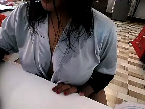 raveena hot online show from 04-09-26, 03:17