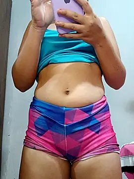 Snapshot of moreninhazinha chatting on 02-18-26, 01:12 moreninhazinha online show from 02-18-26, 01:12