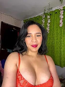 Esmerald 1111 online show from 03-06-26, 12:45