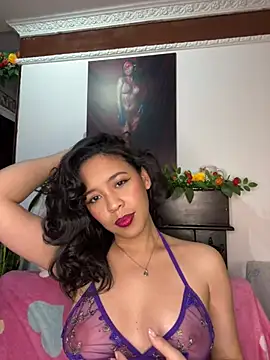 Snapshot of Esmerald_1111 chatting on 07-17-26, 09:16 Esmerald 1111 online show from 07-17-26, 09:16