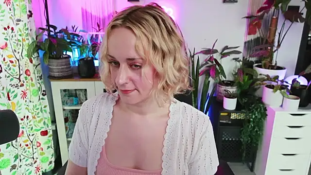 xzoeyryanx online show from 02-13-26, 06:48