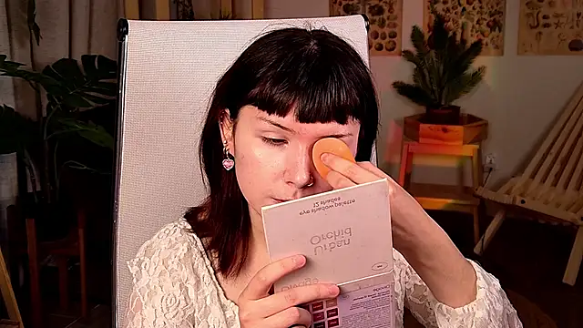 RickiOwens online show from 12-18-25, 06:52