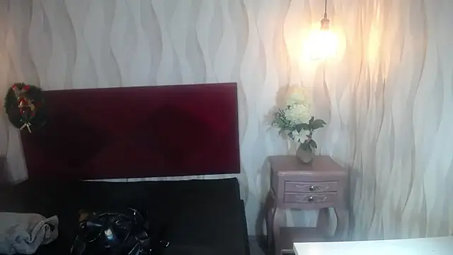 Snapshot of danna_garza chatting on 12-21-25, 04:41 danna garza online show from 12-21-25, 04:41