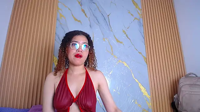 Snapshot of Annie_Chers chatting on 11-24-25, 04:12 Annie Chers online show from 11-24-25, 04:12