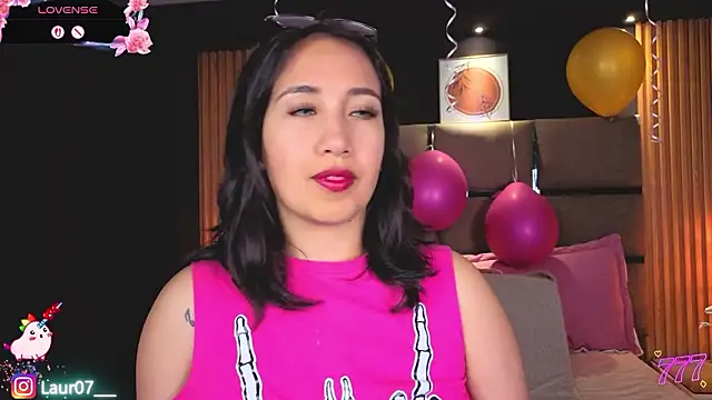 Lauroberts7 online show from 03-16-26, 03:45