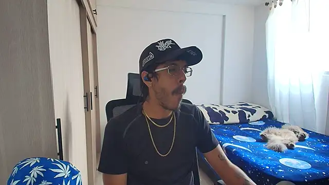 naitt  online show from 11-29-25, 06:22