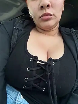 yesslove online show from 02-04-26, 01:22