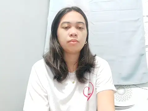 Ursexyasianskinny online show from 05-18-26, 05:46