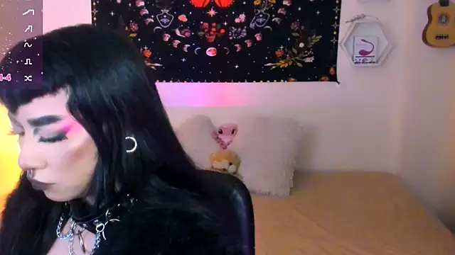 Snapshot of VexieDemon666 chatting on 11-23-25, 01:27 VexieDemon666 online show from 11-23-25, 01:27