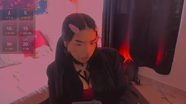 Snapshot of VexieDemon666 chatting on 11-28-25, 01:58 VexieDemon666 online show from 11-28-25, 01:58